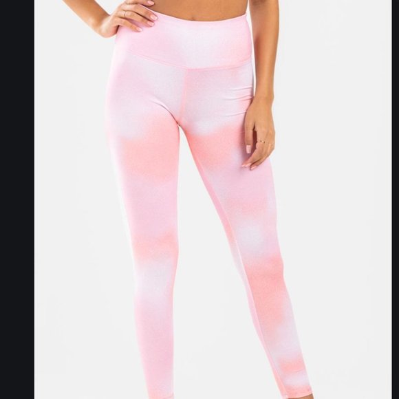 NWT! Francesca's Pink Blush Tie-Dye High Waisted Leggings! - Picture 3 of 4